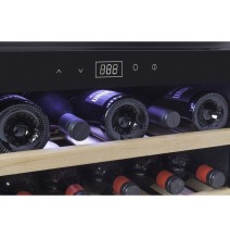 Įmontuojams vyno šaldytuvas CASO WineSafe 18 EB metalo korpusas 00629