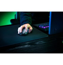 Razer Naga V2 HyperSpeed Belaidė žaidimų pelė RF Wireless+Bluetooth, 30000 DPI, Juoda